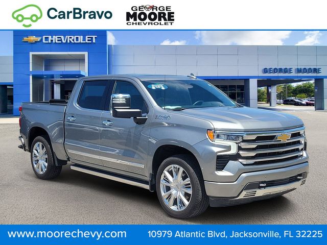 Sterling Gray Metallic 2025 Chevrolet Silverado 1500 Pickup Truck Four-Wheel Drive Automatic