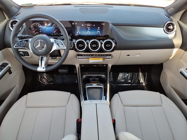 New 2026 Black Mercedes-Benz GLA 250 image 4