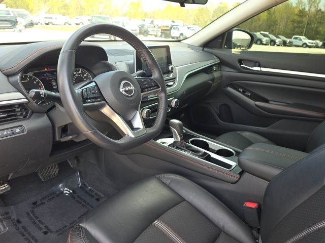 2024 Nissan Altima 2.5 SR:B02229