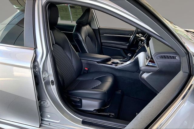 Used 2022 Toyota Camry SE 4D Sedan