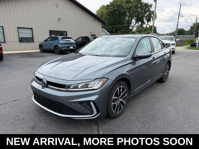 Gray 2025 Volkswagen Jetta Sedan Front-Wheel Drive 8-Speed Automatic