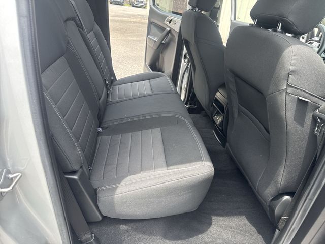 Used 2019 Silver Ford XLT image 11