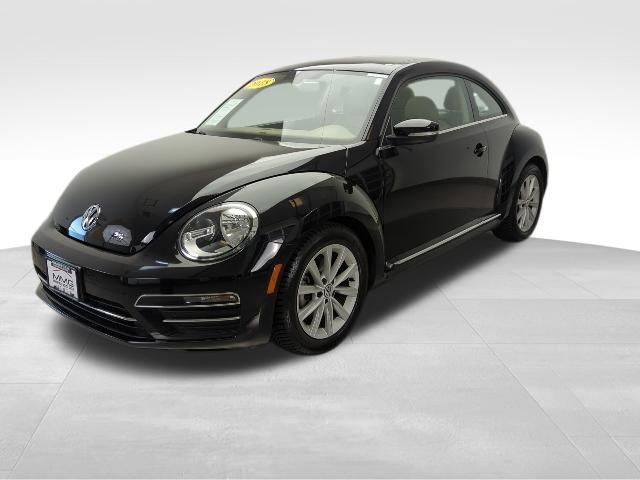 2018 Volkswagen Beetle 2.0T SE