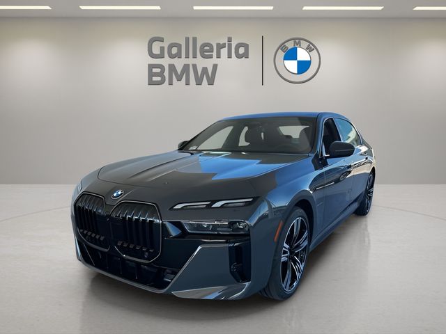 2026 BMW 7 Series 750e's photo