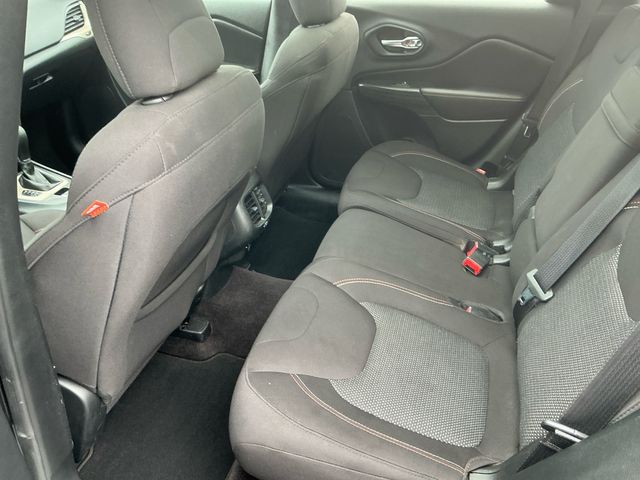 JeepCherokee14
