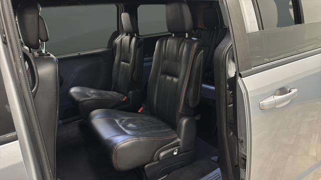 Used 2019 Billet Silver Metallic Clearcoat Dodge GT image 21