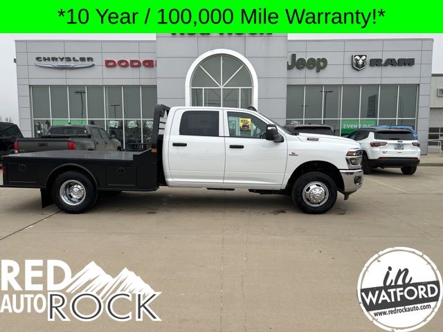 2026 RAM 3500 Chassis Tradesman Crew Cab LB DRW 4WD