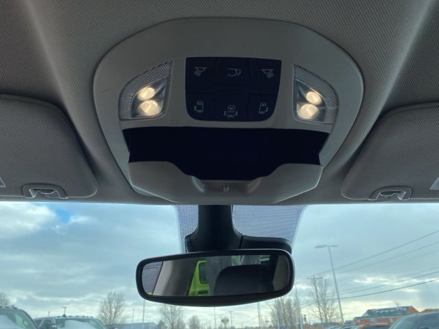 2024 Chrysler Pacifica Touring L - Diamond Black Crystal Pearlcoat exterior view 16