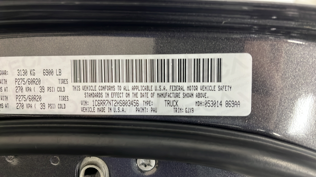 Used 2017 Granite Crystal Metallic Clearcoat Ram Laramie image 31