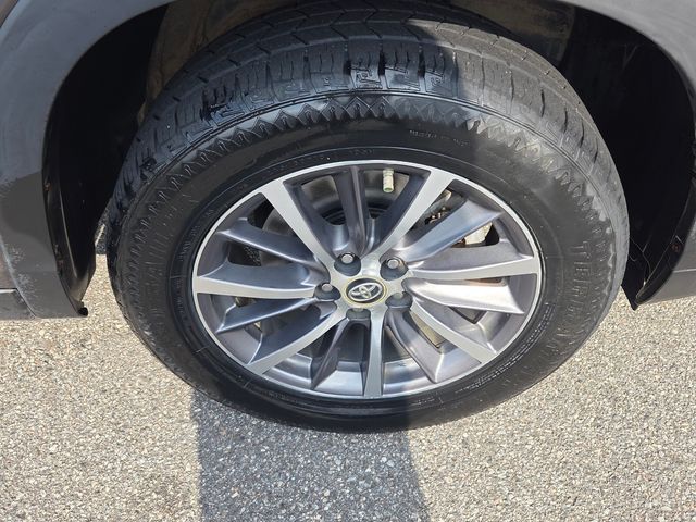 Used 2019 Toyota Highlander SUV