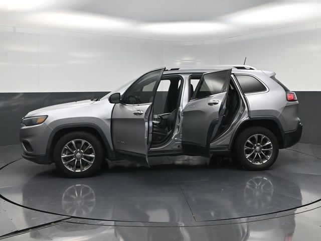 2019 Jeep Cherokee Latitude Plus Silver at Texan Dodge Chrysler Jeep Ram