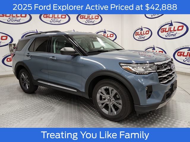 2025 Ford Explorer Active AWD