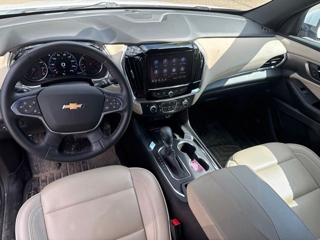 2023 Summit White Chevrolet Traverse Premier AWD SUV