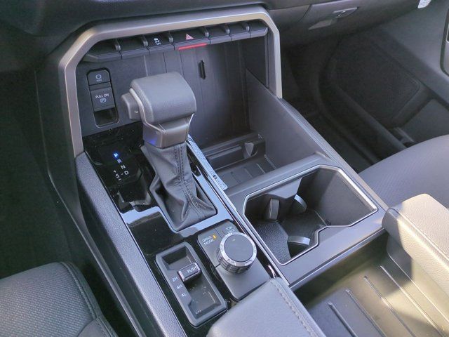2026 Toyota Tundra SR5 - Photo 13