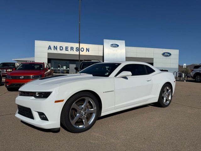 Summit White 2014 Chevrolet Camaro Coupe Rear-Wheel Drive 6-Speed Automatic