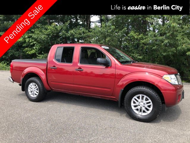 Cayenne Red Metallic 2019 Nissan Frontier Pickup Truck Four-Wheel Drive 5-Speed Automatic Overdrive