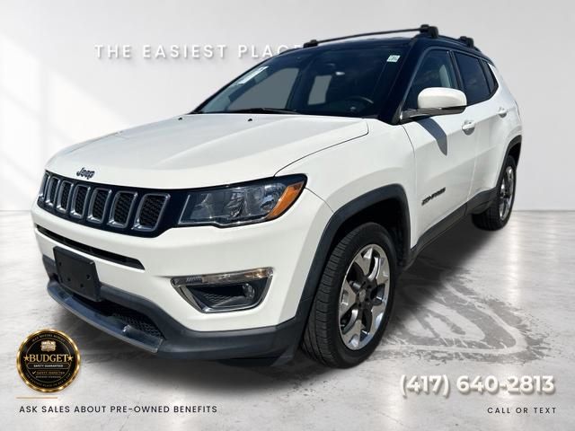 White Clearcoat 2017 Jeep Compass SUV / Crossover Four-Wheel Drive 9-Speed Automatic