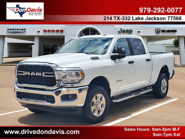 Bright White Clearcoat 2024 RAM 2500 Big Horn Crew Cab 4WD Pickup Truck Four-Wheel Drive 8-Speed Automatic