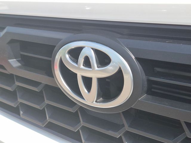 2024 Toyota Tacoma Hybrid - Image 9
