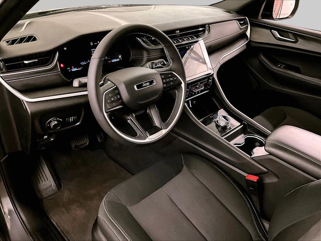 2025 Jeep Grand Cherokee Laredo X Gray at South Hills CDJR
