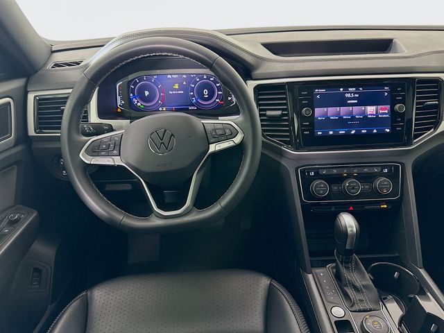 Thumbnail: 2022 Volkswagen Atlas - 22