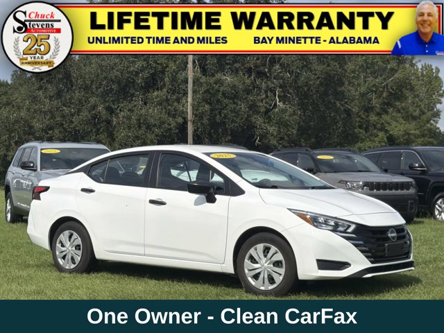 White (Fresh Powder) 2025 Nissan Versa Sedan Front-Wheel Drive Continuously Variable Transmission
