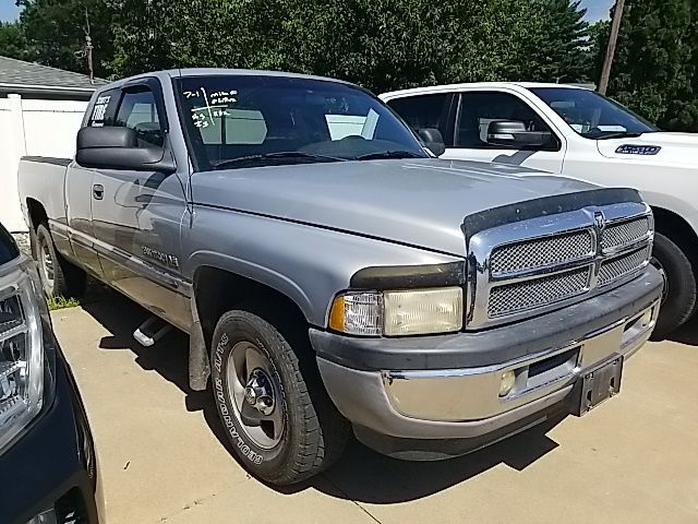 Gray 2001 Dodge RAM 1500 Pickup Truck Rear-Wheel Drive 