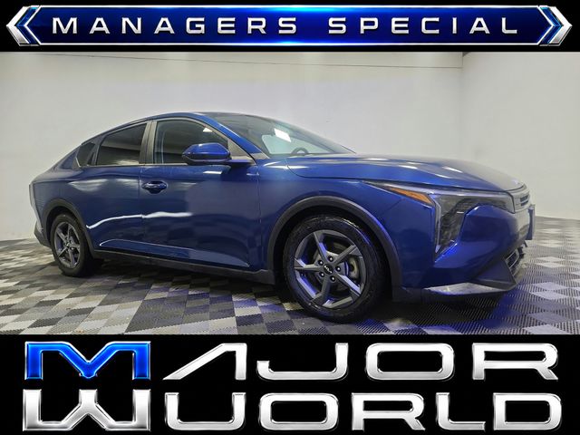 2025 Kia K4 LXS FWD