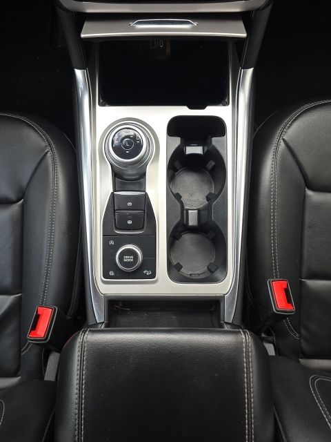 2023 Ford Explorer XLT:168625A