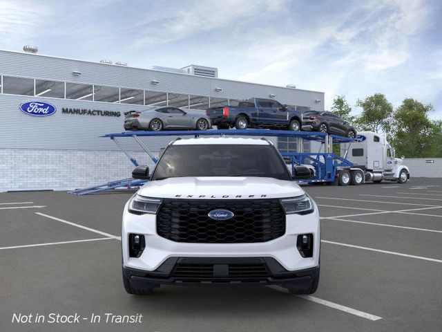 2025 Ford Explorer ST-Line 7