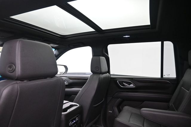 Used 2023 Gray Chevrolet Z71 image 19