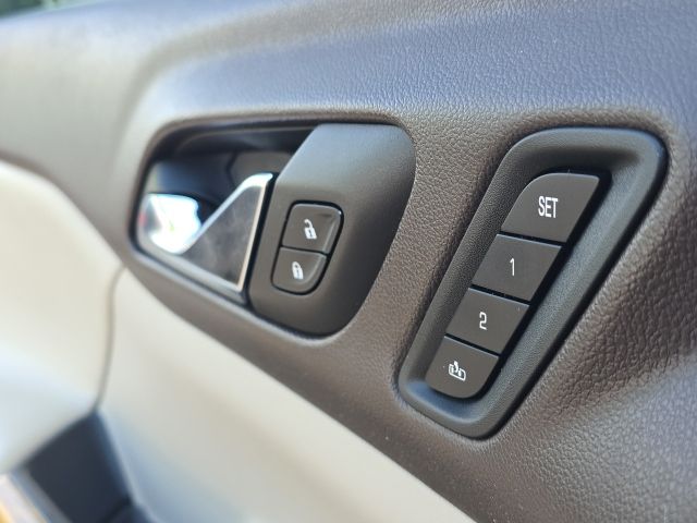 2017 GMC Acadia Denali:168618B