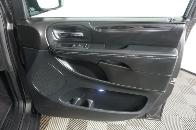 Used 2018 Gray Dodge SE Plus image 31