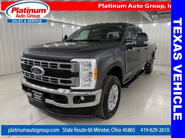 2023 Ford F-250 XLT 4x4 Crew Cab 8' Box's photo