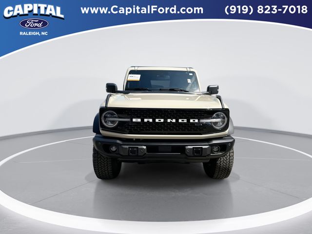 Used 2025 Beige Ford Badlands image 3