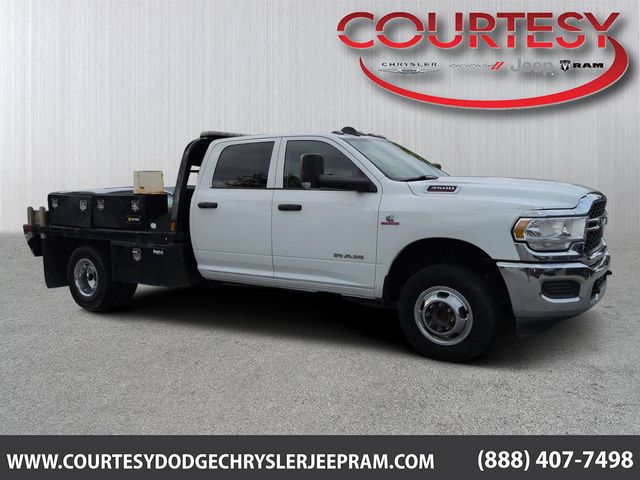 2020 RAM 3500 Chassis Tradesman Crew Cab DRW 4WD
