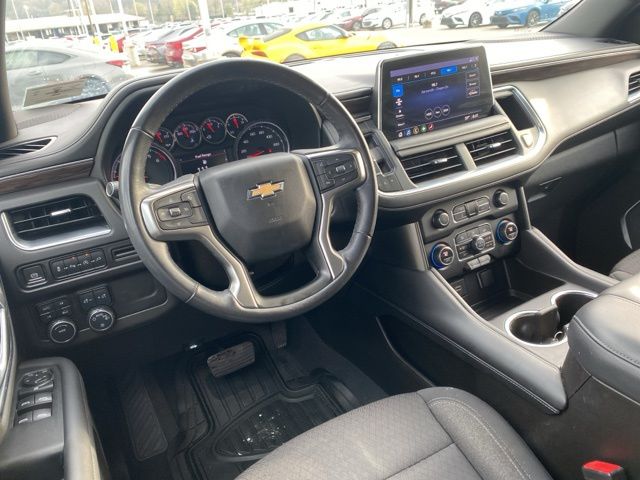 2021 Chevrolet Suburban LS photo