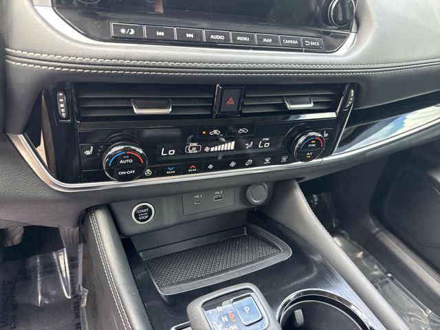 Used 2022 Gray Nissan SL image 23