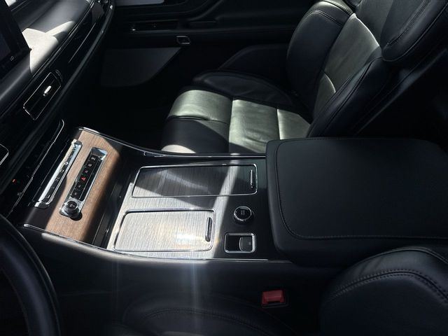 Used 2025 Lincoln Aviator SUV