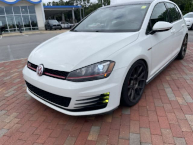 2017 Volkswagen Golf GTI 2.0T SE w/Performance Pkg 4-door's photo