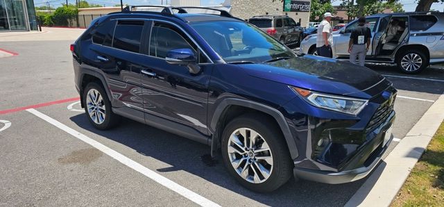 Thumbnail: 2019 Toyota RAV4 - 6