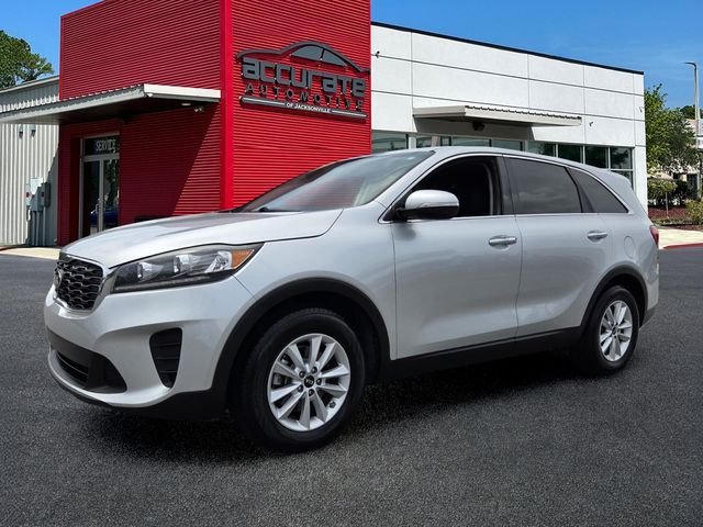 Sparkling Silver 2019 Kia Sorento L FWD SUV / Crossover Front-Wheel Drive 6-Speed Automatic