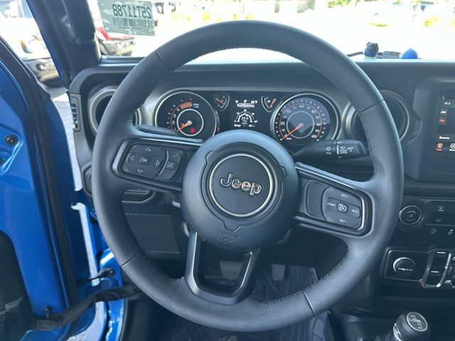 Used 2023 Blue Jeep Sport S image 15