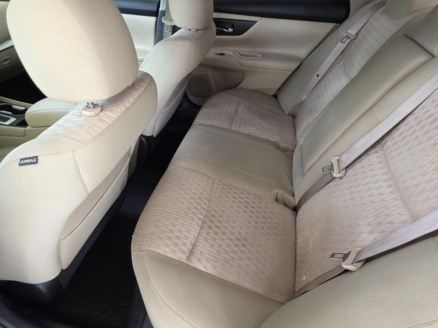 Used 2016 Nissan Altima Sedan