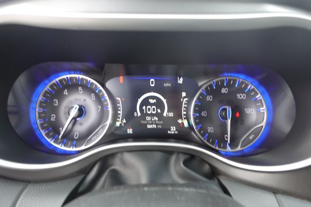 used 2024 Chrysler Pacifica car, priced at $25,889