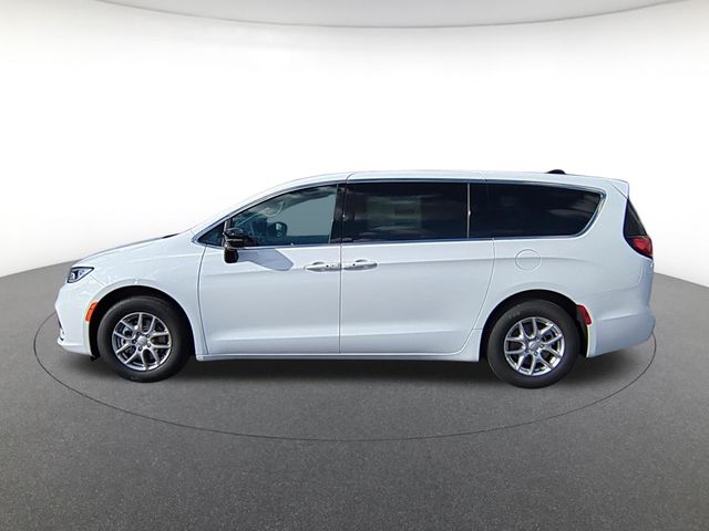 new 2026 Chrysler Pacifica car, priced at $42,993