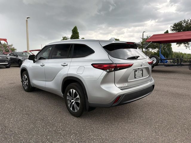 Used 2023 Toyota Highlander SUV