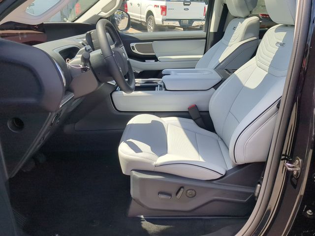 New 2026 Agate Black Metallic Ford Platinum® image 22