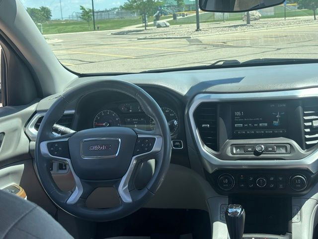 2017 GMC Acadia SLE-2