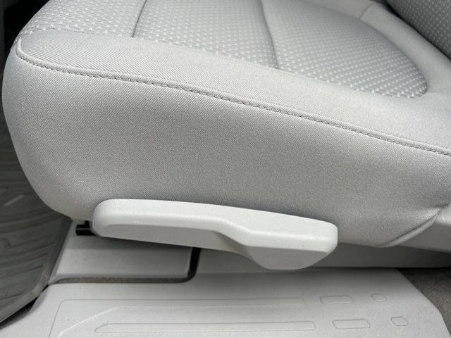 2022 GMC Acadia SLE photo